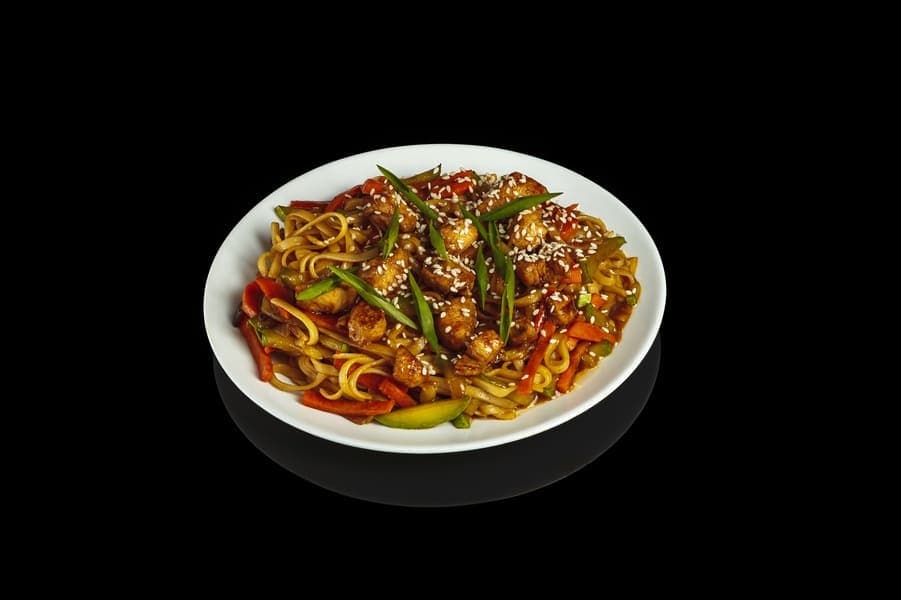 Wok с курицей
